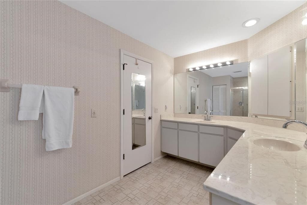 3520 57TH AVENUE CIRCLE W photo 18