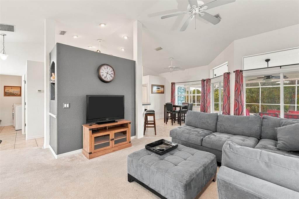 252 DENVER DRIVE photo 16