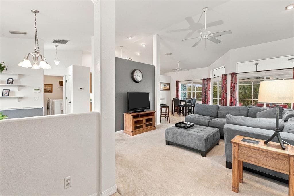 252 DENVER DRIVE photo 10