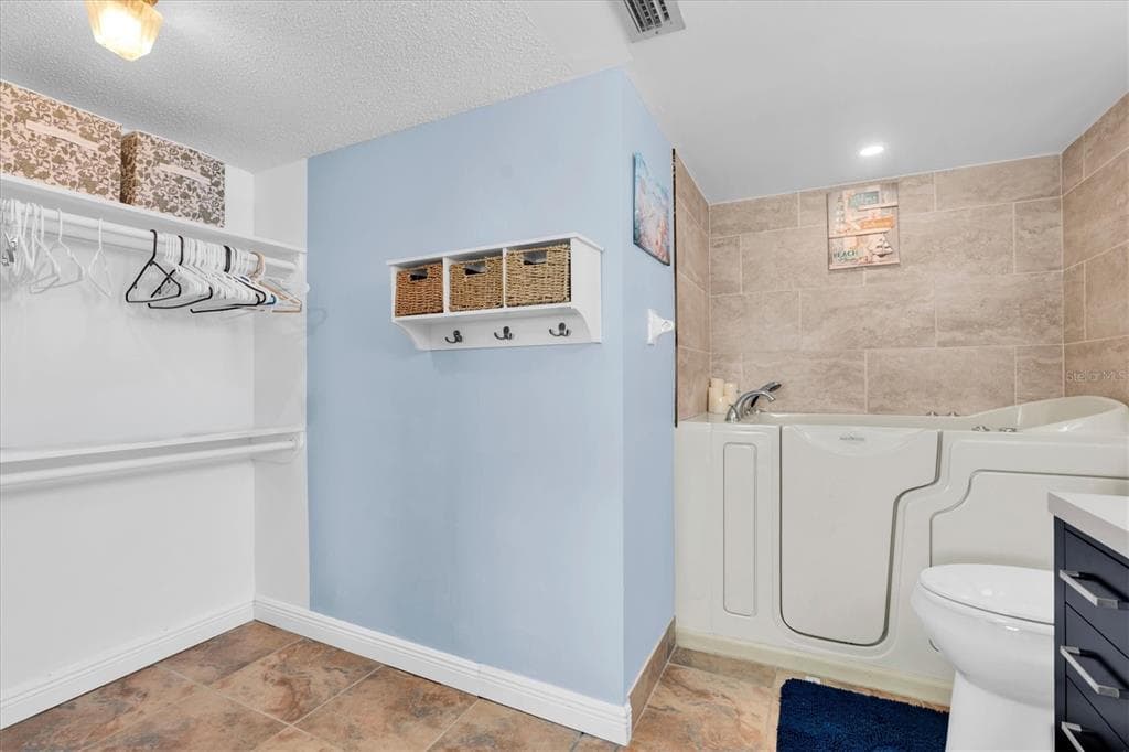 6372 PALMA DEL MAR BOULEVARD S 111 photo 17