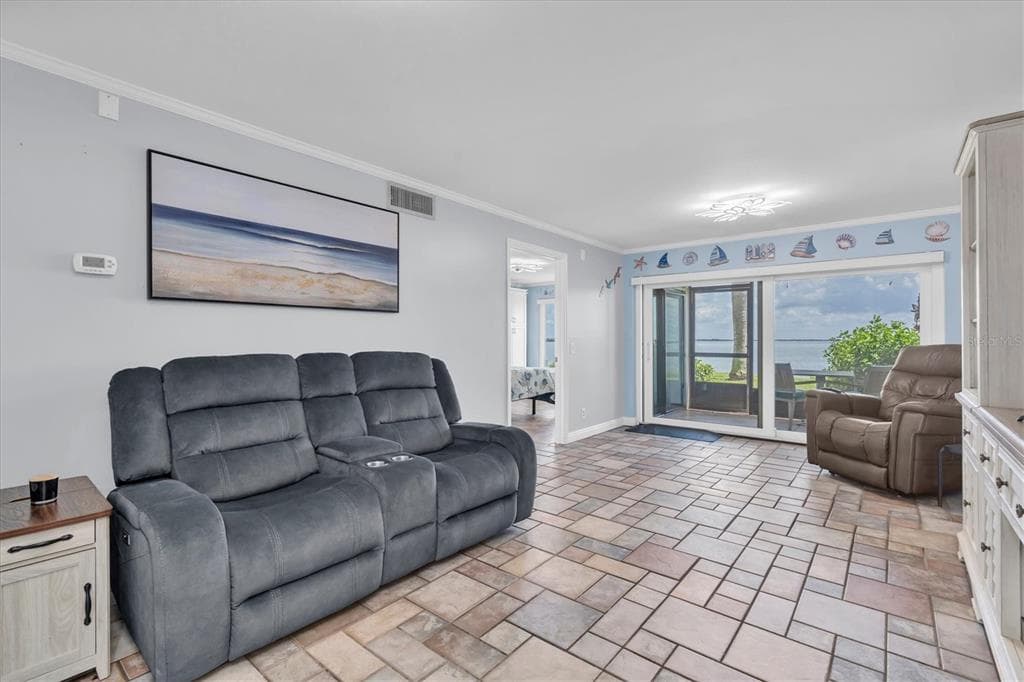 6372 PALMA DEL MAR BOULEVARD S 111 photo 4