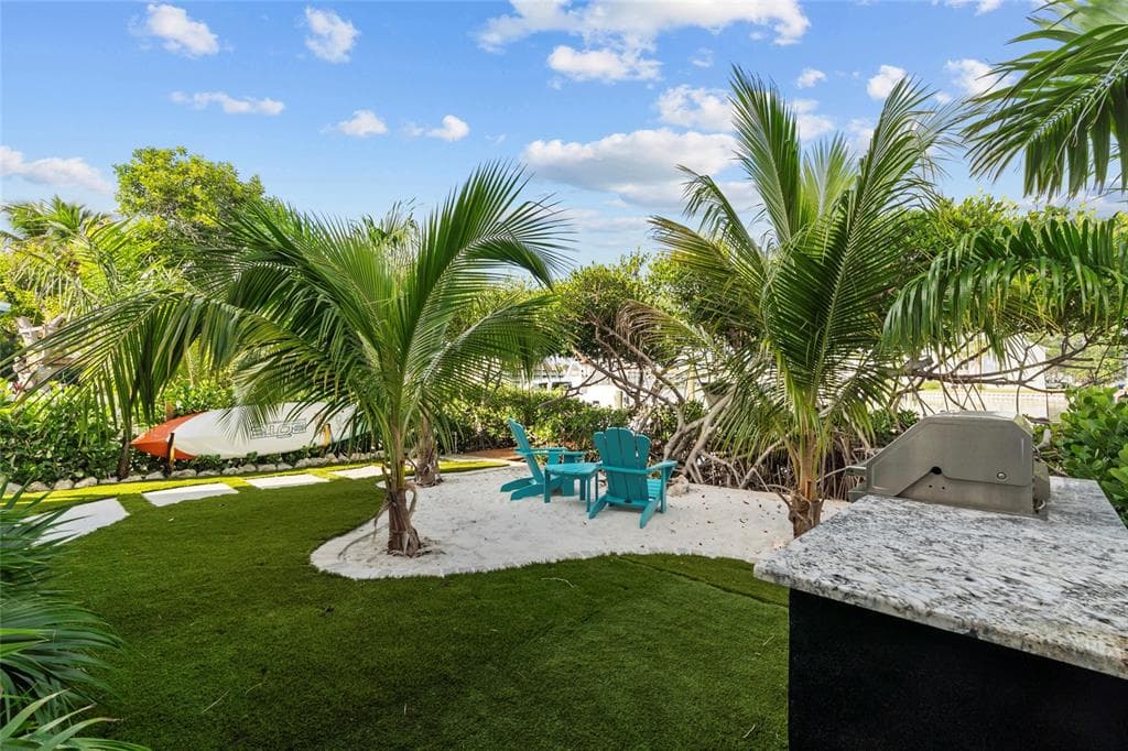 12016 LAGOON LN photo 7