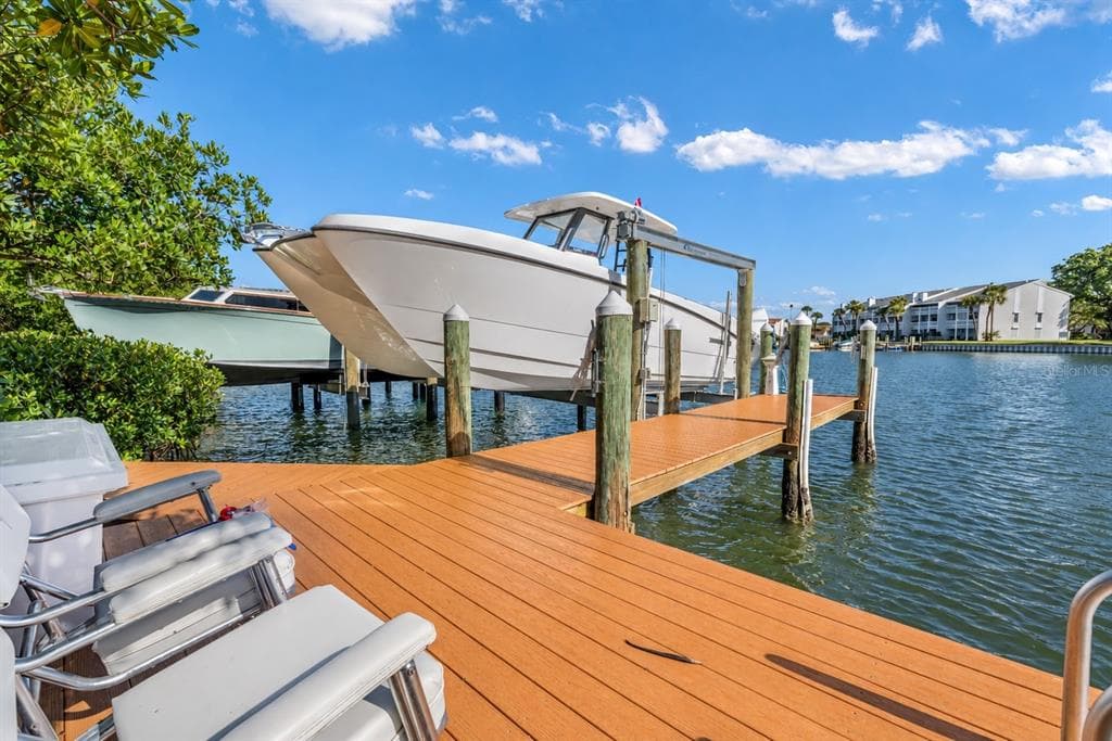 12016 LAGOON LN photo 10