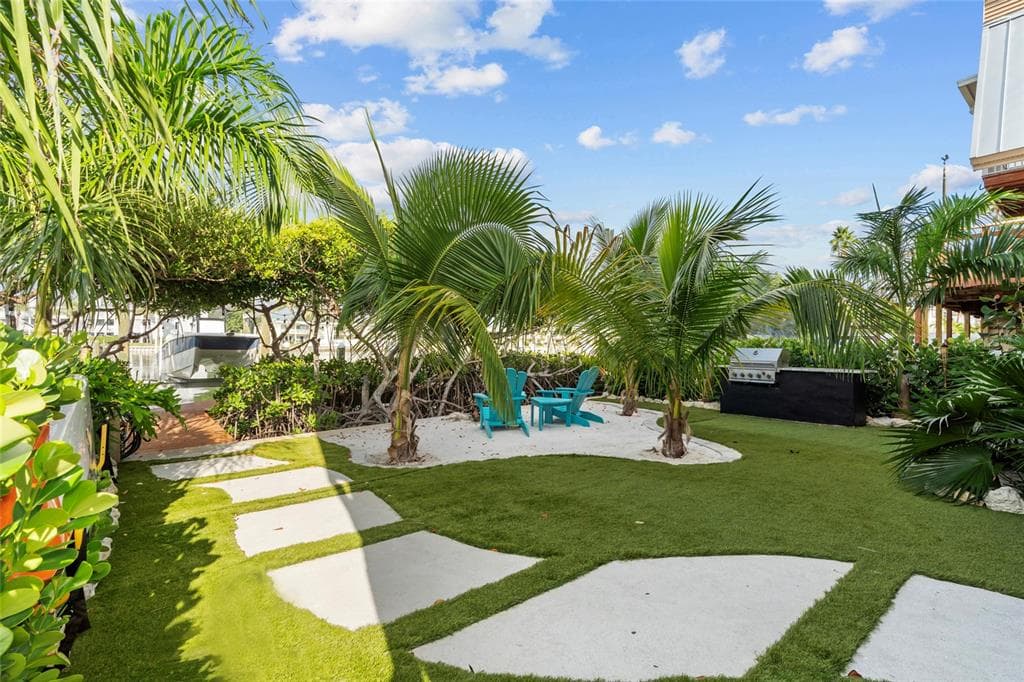 12016 LAGOON LN photo 8
