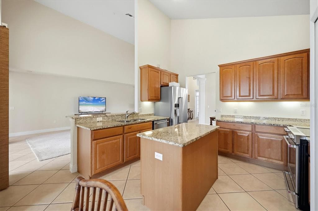 23901 WAVERLY CIRCLE photo 22