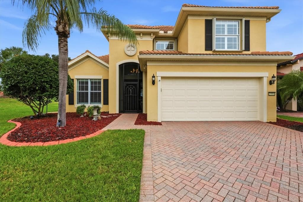 23901 WAVERLY CIRCLE photo 1