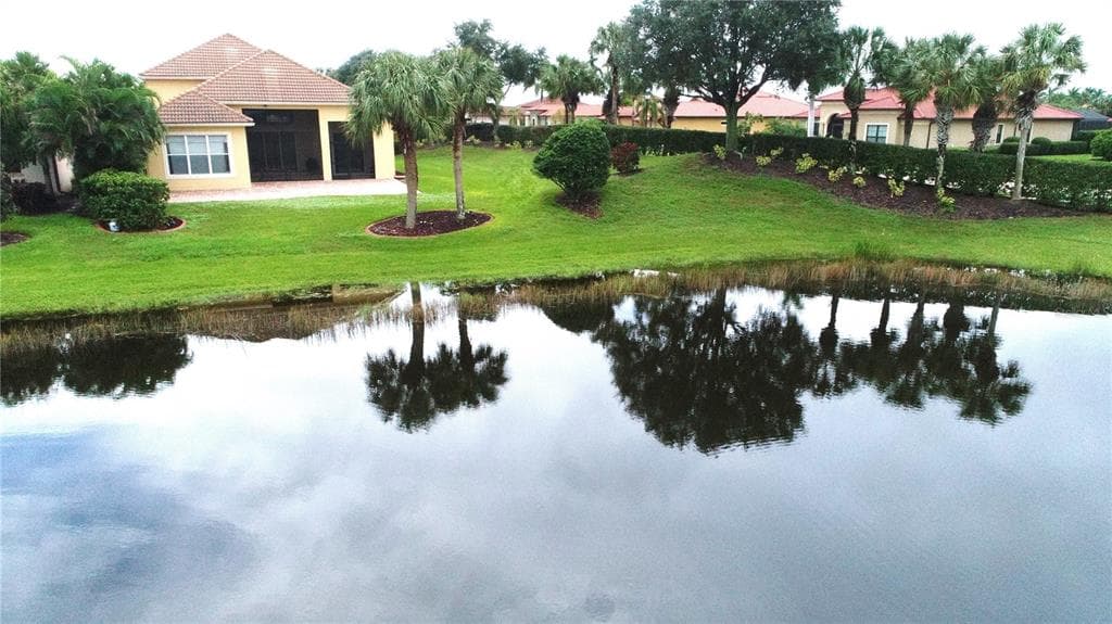 23901 WAVERLY CIRCLE photo 11