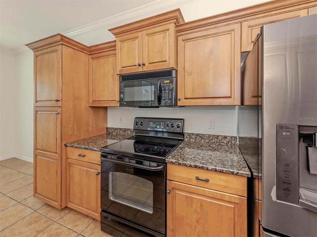 700 GARDENS EDGE DRIVE 721 photo 17