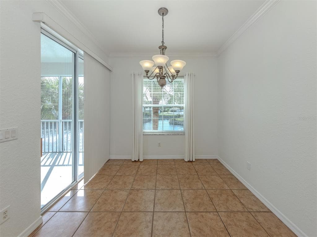 700 GARDENS EDGE DRIVE 721 photo 7