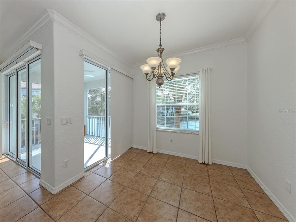 700 GARDENS EDGE DRIVE 721 photo 9