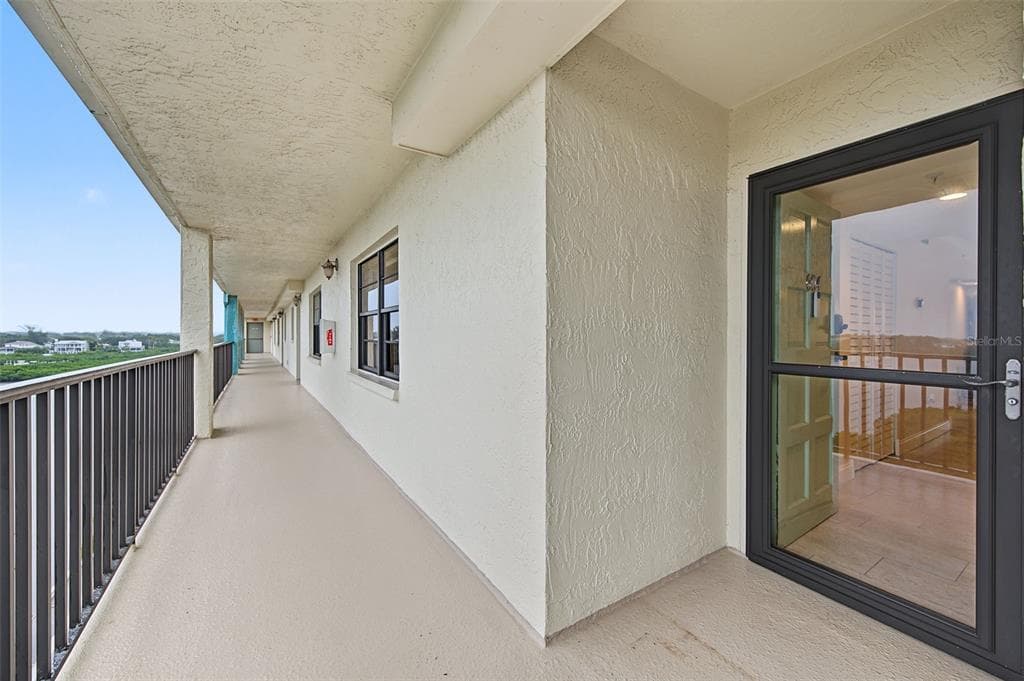 19531 GULF BOULEVARD 604 photo 13