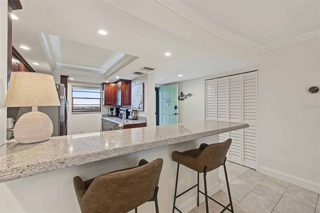 19531 GULF BOULEVARD 604 photo 24