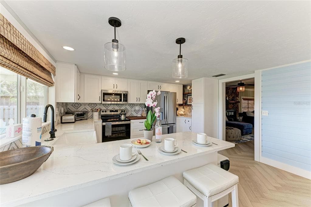 12204 45TH AVENUE DRIVE W photo 15