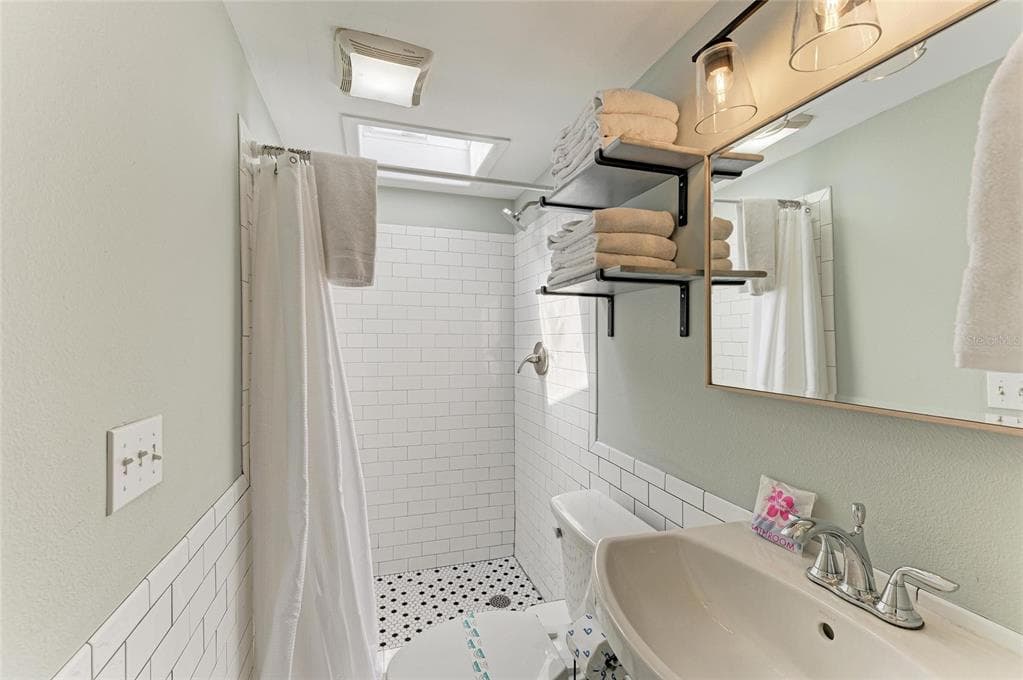 12204 45TH AVENUE DRIVE W photo 25