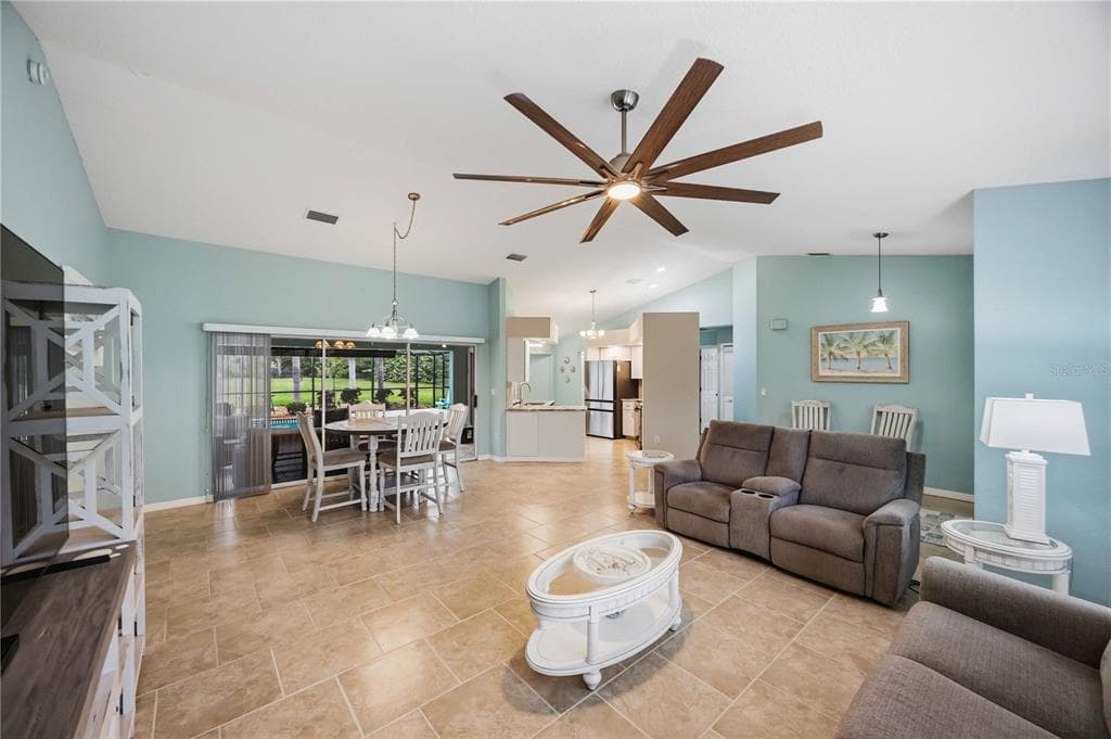 13 SPORTSMAN ROAD photo 5