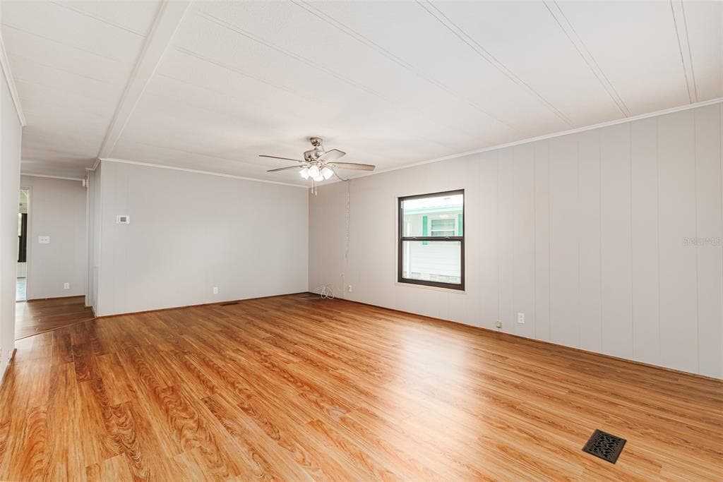 2055 S FLORAL AVENUE 224 photo 10