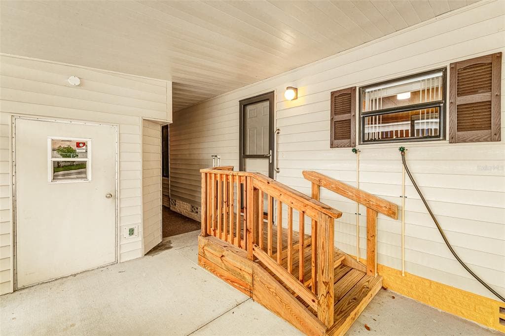 2055 S FLORAL AVENUE 224 photo 18