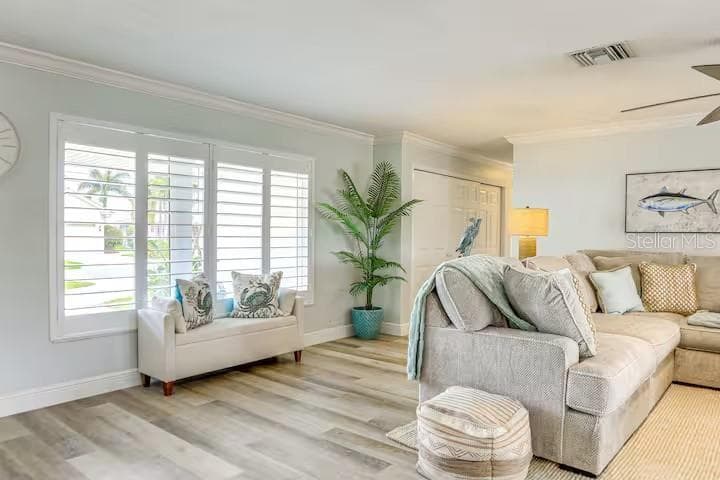 924 ARLINGTON ROAD photo 5