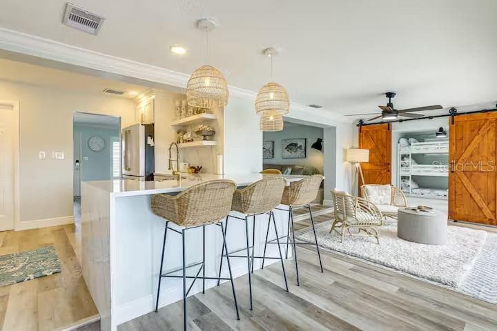 924 ARLINGTON ROAD photo 10