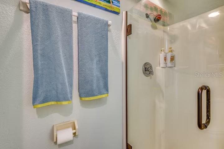 924 ARLINGTON ROAD photo 19