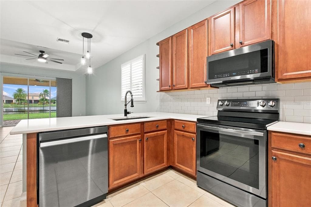 24049 CANAL STREET photo 11