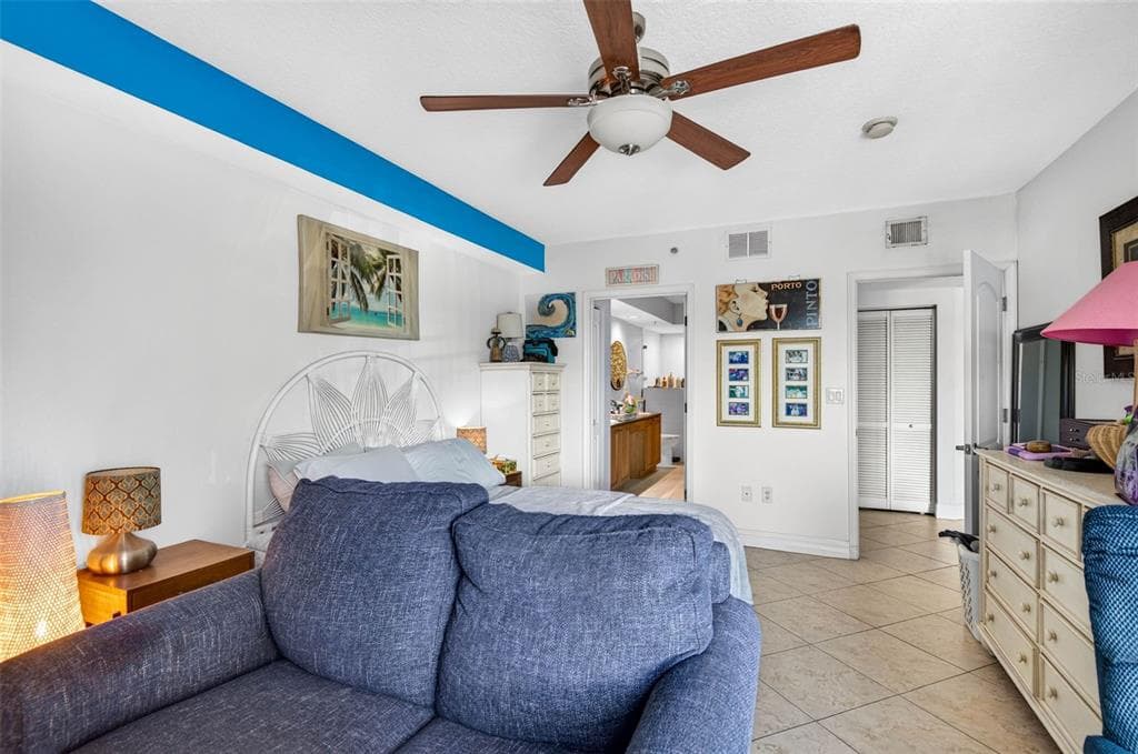 4516 SEAGULL DRIVE 306 photo 22