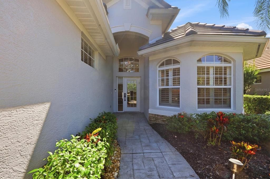 6514 OAKLAND HILLS DRIVE photo 3