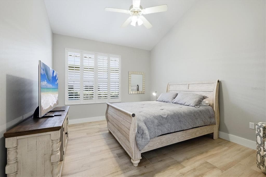 6514 OAKLAND HILLS DRIVE photo 20
