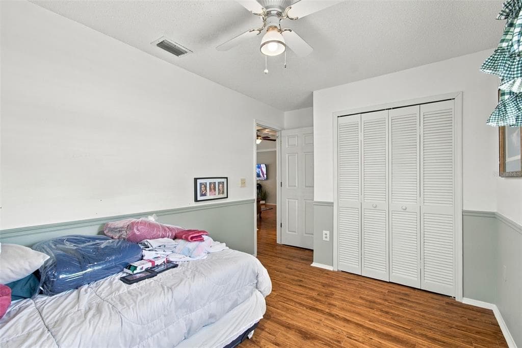 5404 80TH AVENUE CIRCLE E photo 23