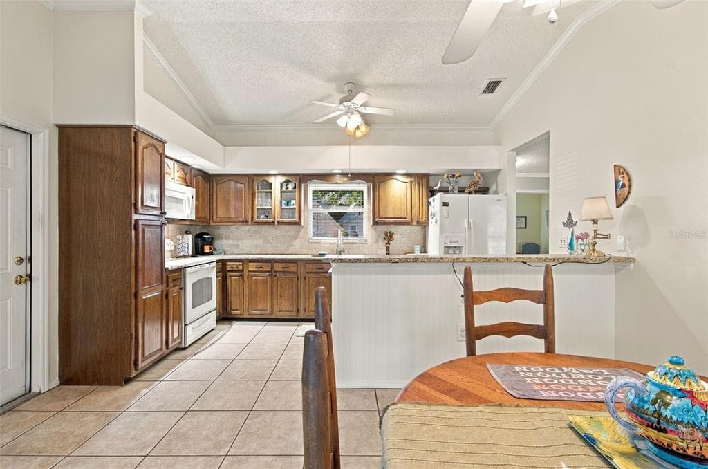 5404 80TH AVENUE CIRCLE E photo 17