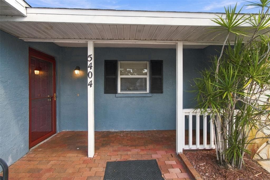 5404 80TH AVENUE CIRCLE E photo 4