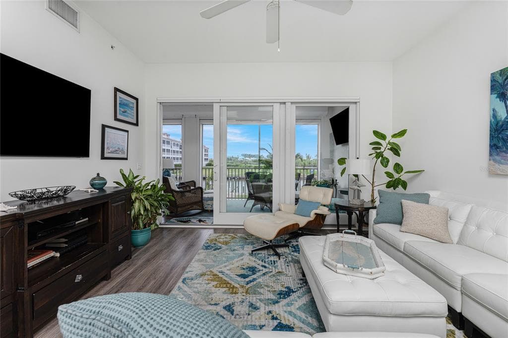 11100 HACIENDA DEL MAR BOULEVARD 202 photo 17