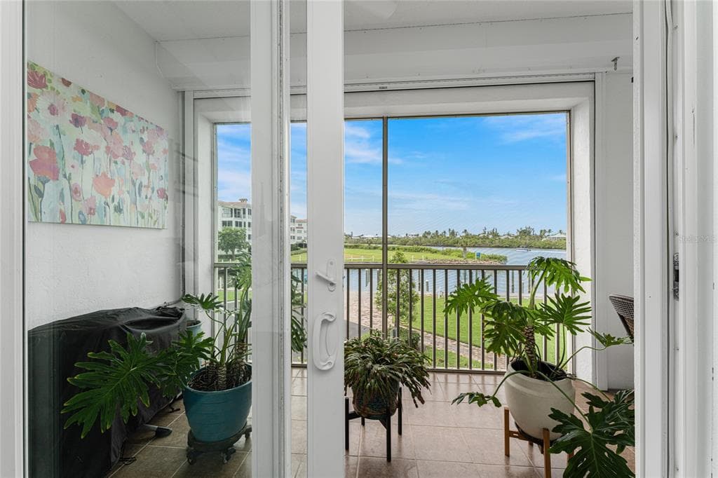 11100 HACIENDA DEL MAR BOULEVARD 202 photo 22