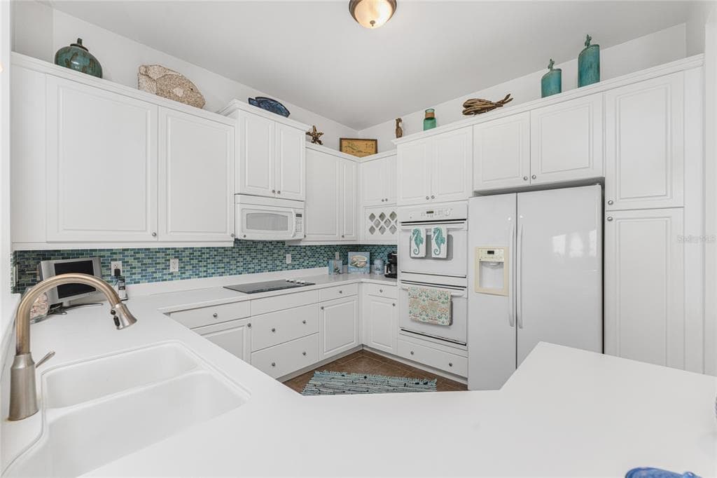 11100 HACIENDA DEL MAR BOULEVARD 202 photo 10