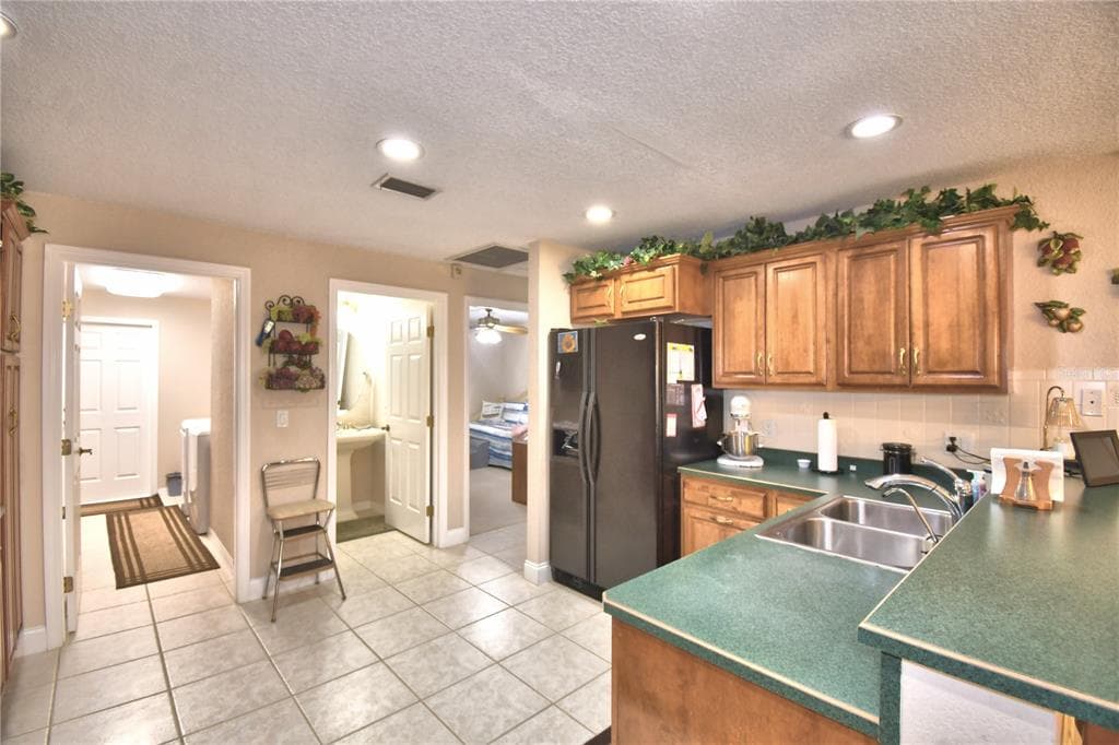 2391 S LAKE REEDY BOULEVARD photo 8