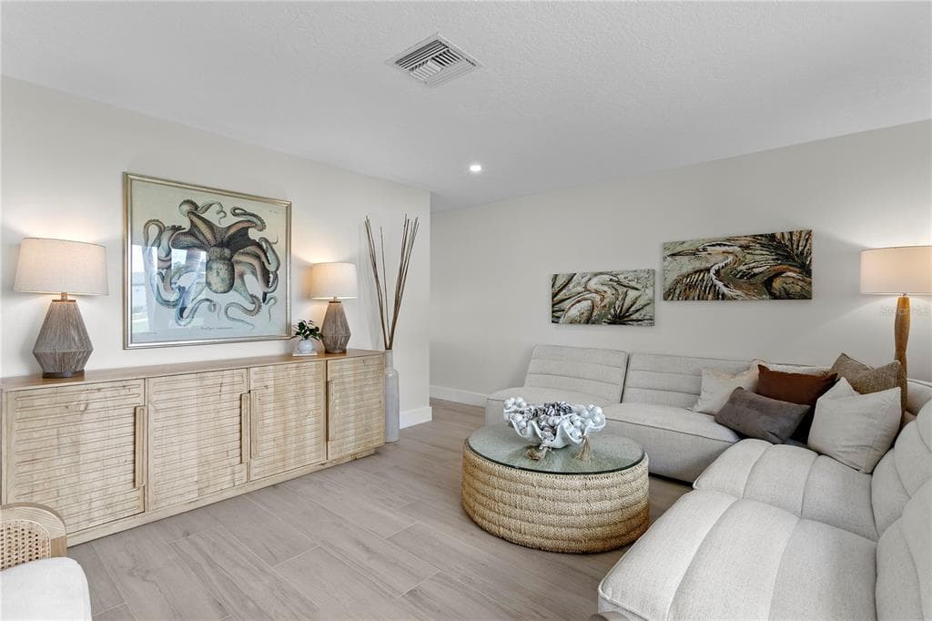 11625 6TH STREET E photo 6