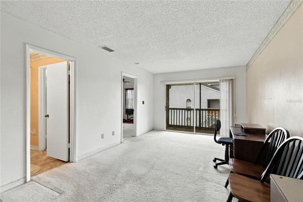 313 DIRKSEN DRIVE F13 photo 6