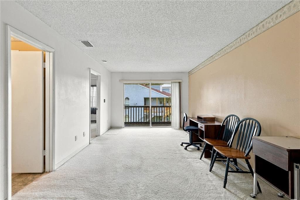 313 DIRKSEN DRIVE F13 photo 9