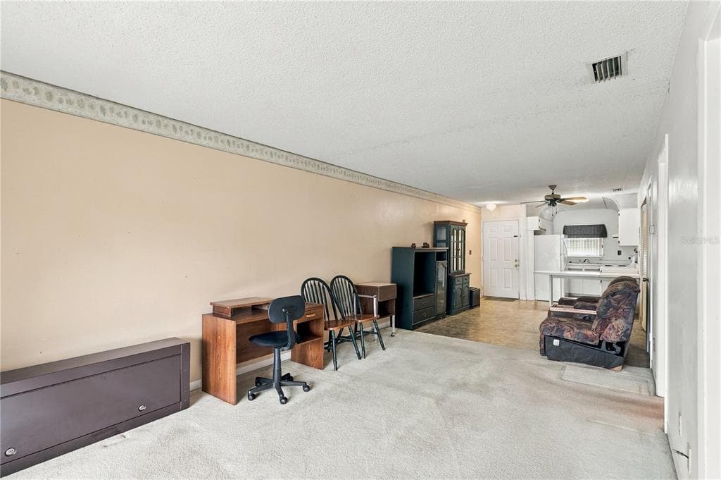 313 DIRKSEN DRIVE F13 photo 10