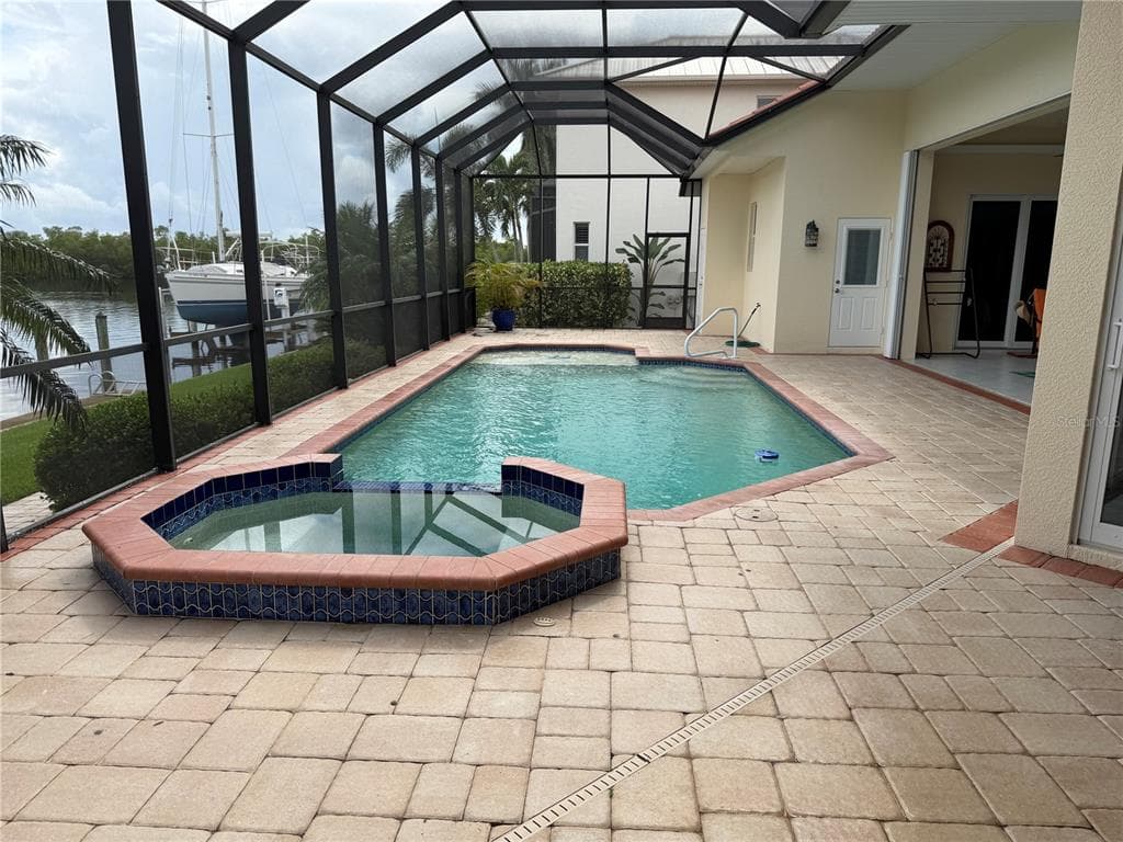 3830 SABA CT photo 16