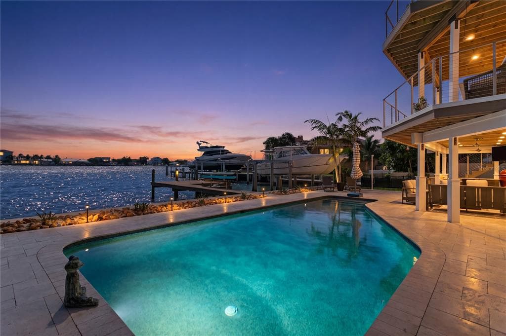 920 59TH AVENUE 3