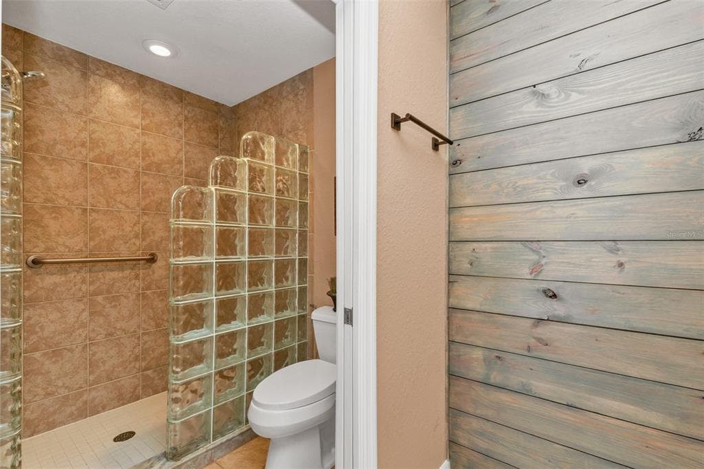 26397 NADIR ROAD 103 photo 22