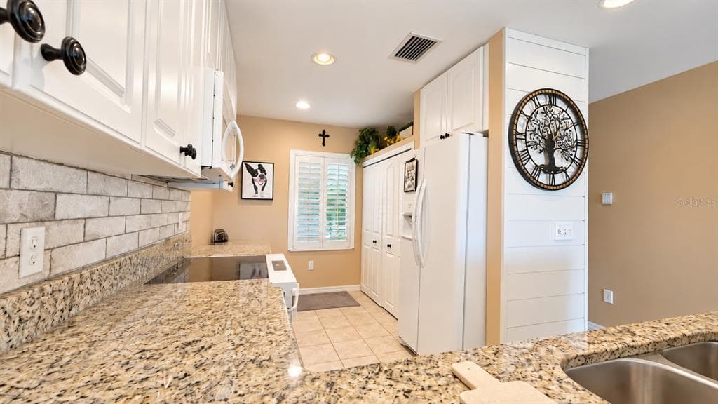 26397 NADIR ROAD 103 photo 10