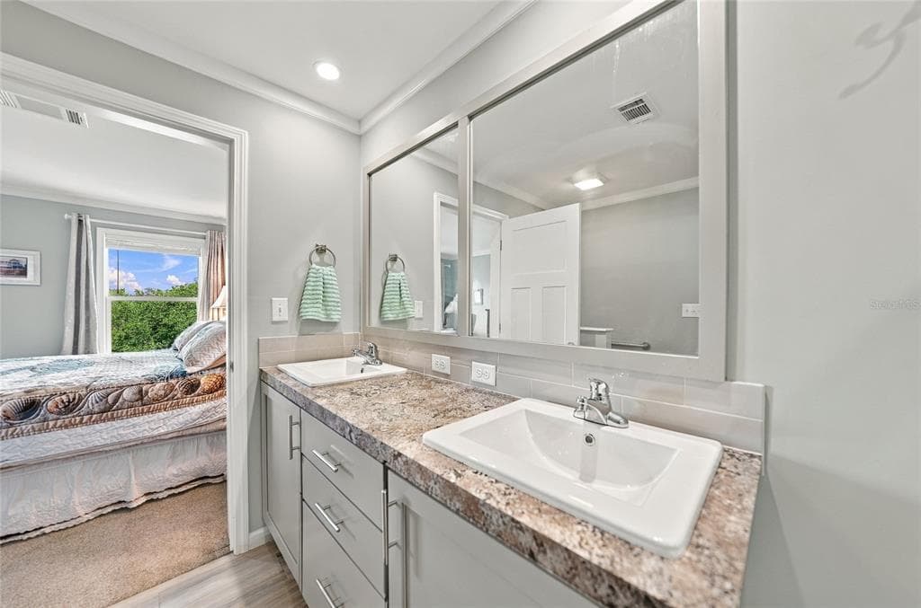 734 BLACKBURN BOULEVARD photo 23