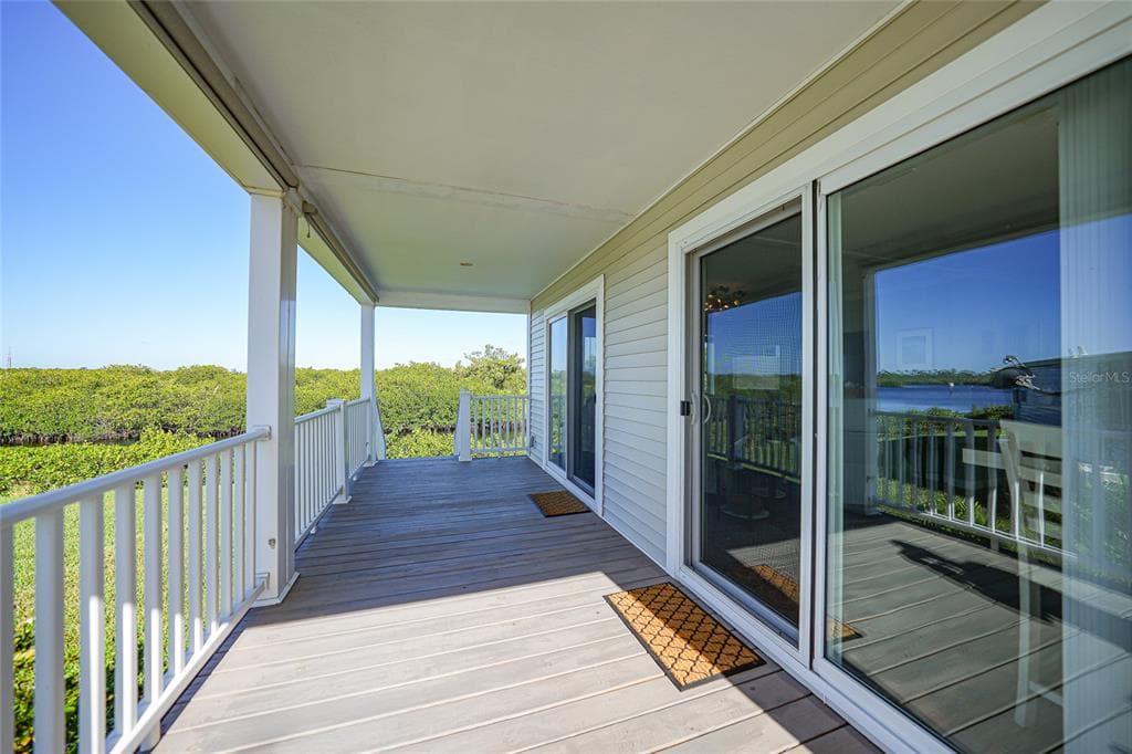 734 BLACKBURN BOULEVARD photo 6