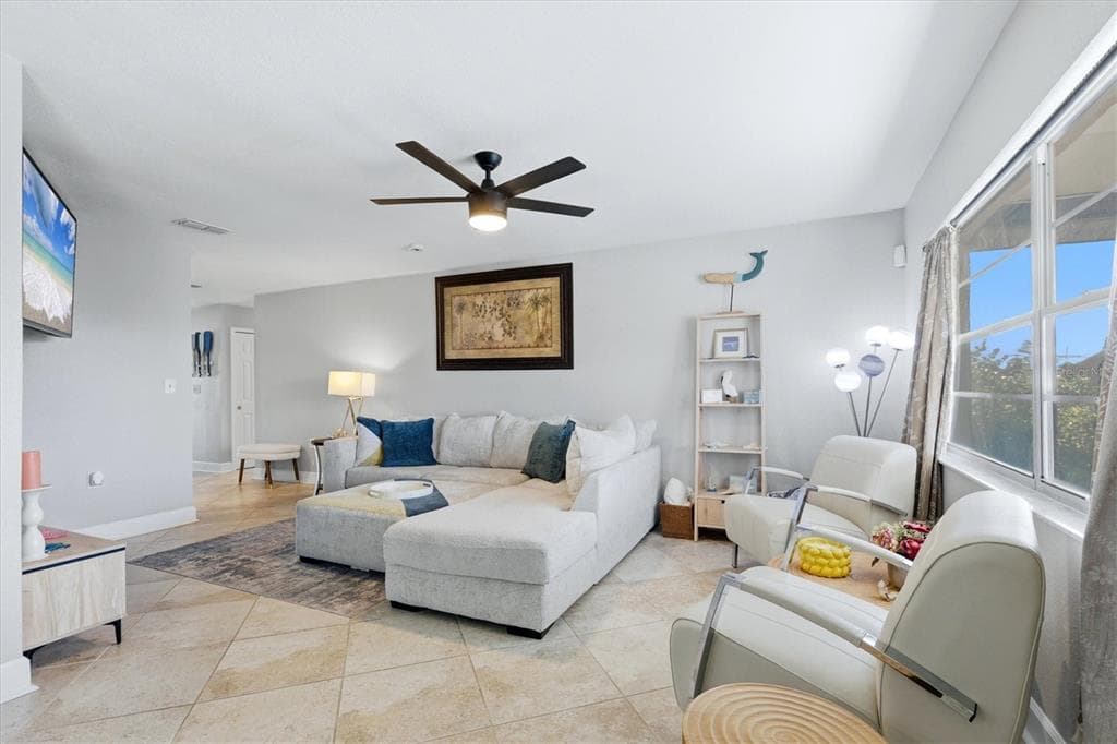 13625 VERONICA DRIVE photo 11
