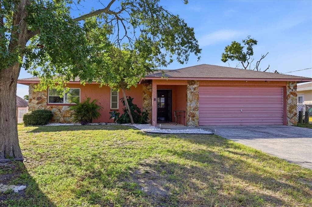 13625 VERONICA DRIVE photo 4