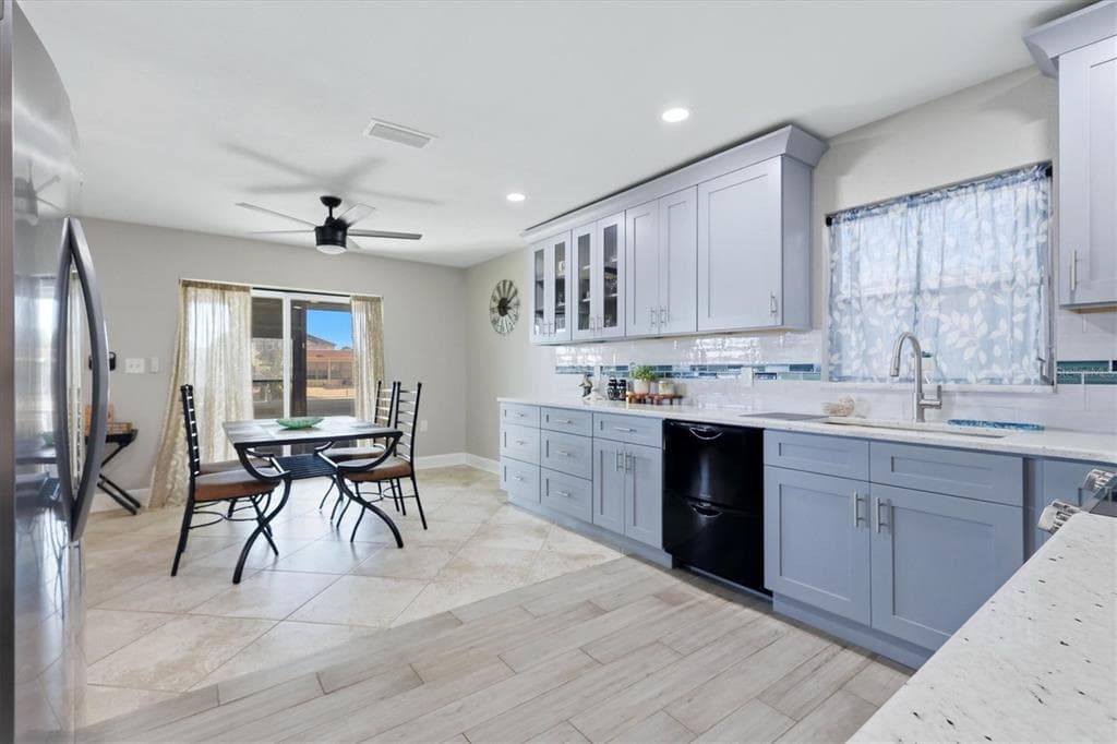 13625 VERONICA DRIVE photo 21