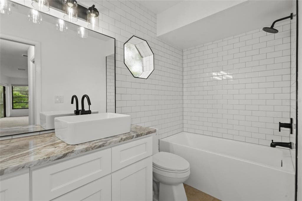 5424 AMERICA DRIVE photo 17