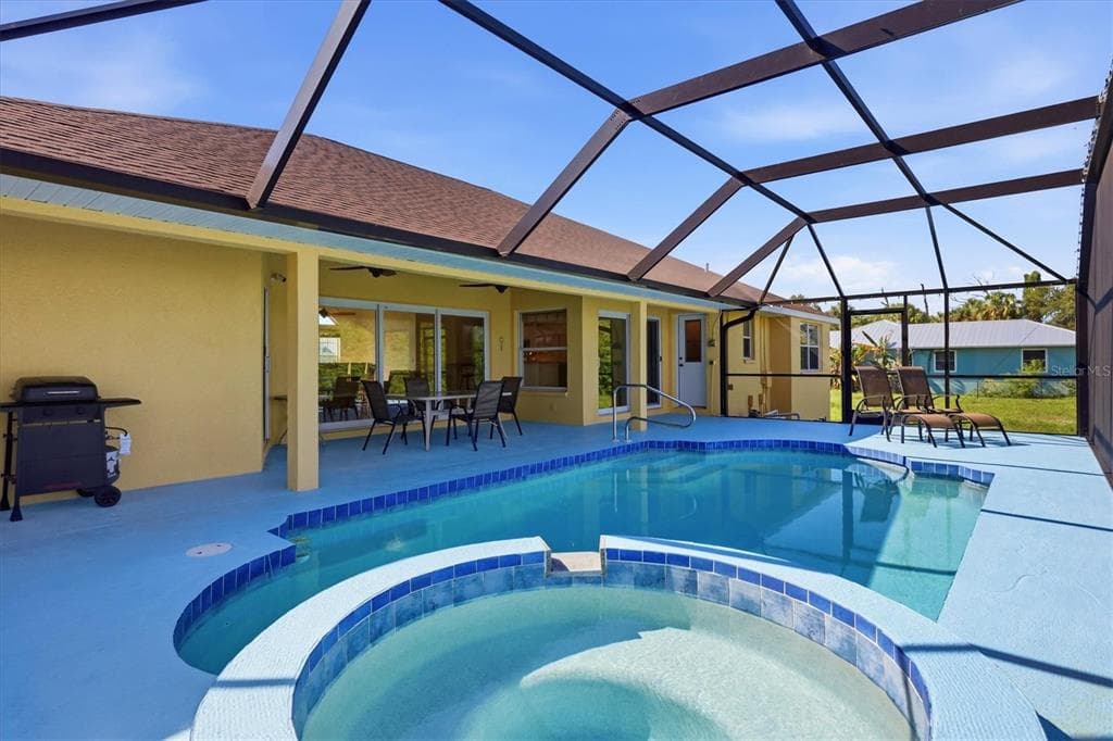 1078 ROTONDA CIRCLE photo 23